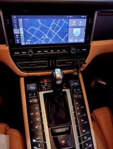 full screen poresche carplay
pcm5Â