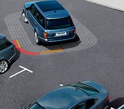 Range Rover 2017 360° Parking Aid + Park  Assist