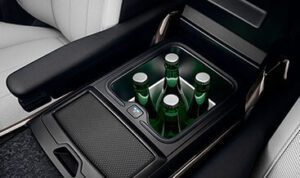 L460 Front centre console refrigerator compartment