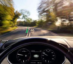 Range Rover 2017 Head-Up Display