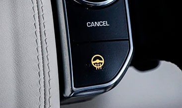 Range Rover 2017 Heated steering wheel